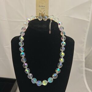 Es Mor Iridescent Crystal Necklace and Earring Set 5/$15
